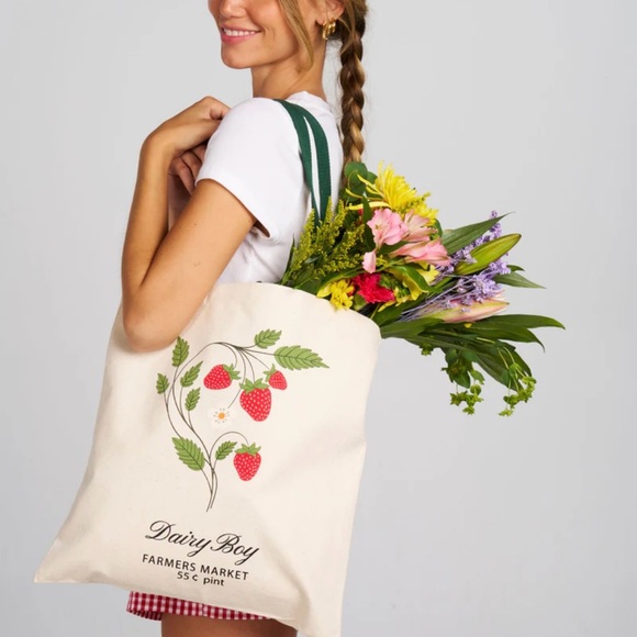 New Dairy Boy Strawberry Farmers Market Tote Cottagecore Farmcore Coastal Bag - Picture 2 of 8